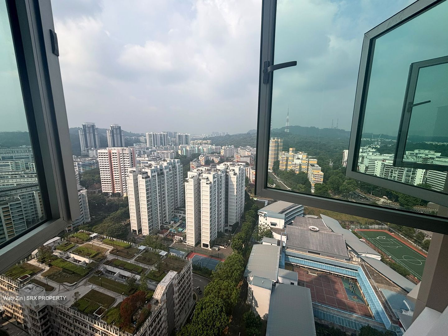 Blk 293D Skypeak @ Bukit Batok (Bukit Batok), HDB 4 Rooms #621244051